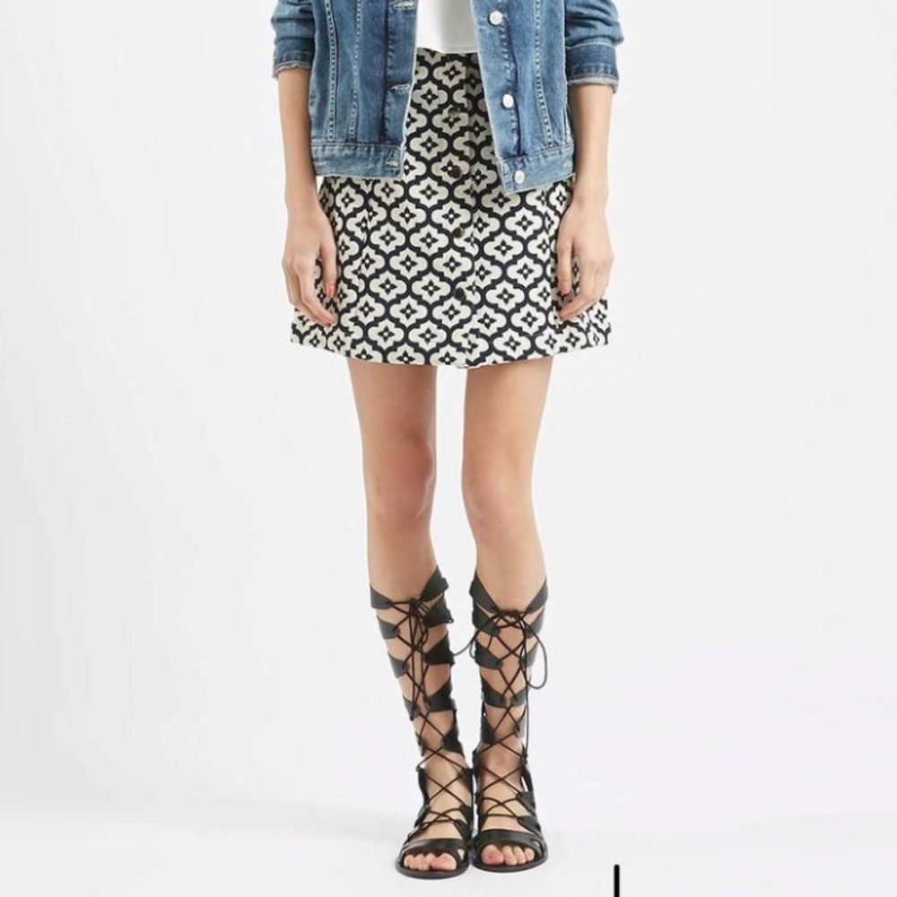 HP! NWT Topshop Tile Jacquard mini skirt size 8